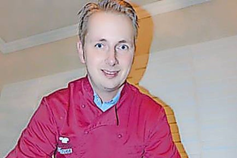 Und auch der Butterstollen von Bäckermeister Jan Thaysen schmeckt wunderbar nach Weihnachten.