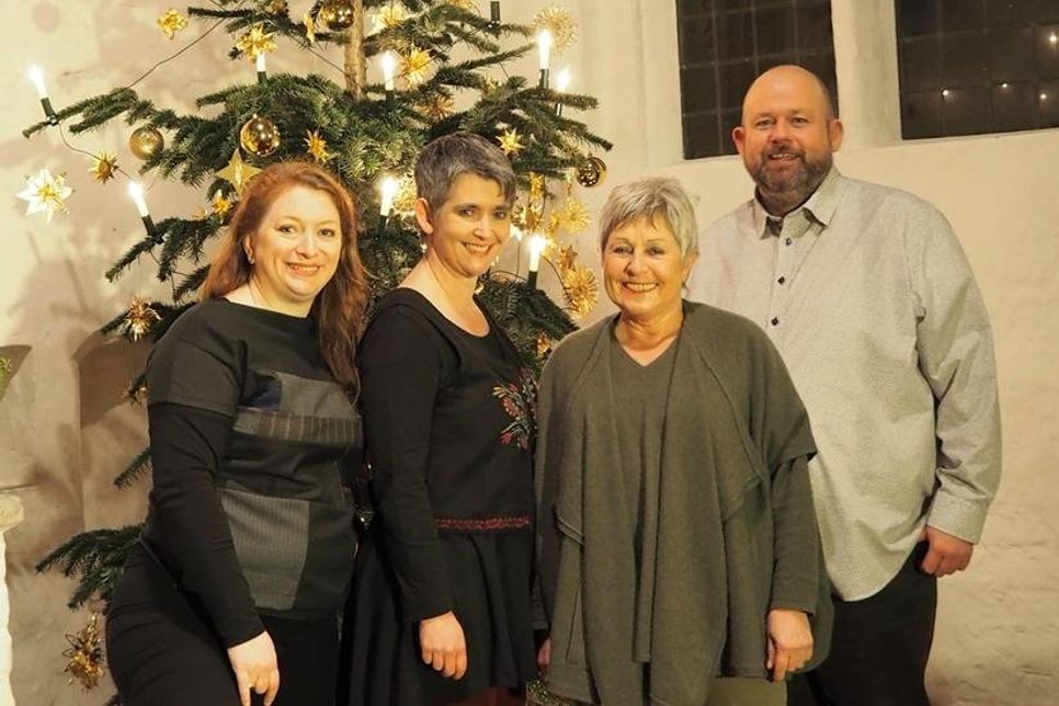 Luise Gündel, Claudia Süssenbach, Ingeborg Reiners-Woch, Rainer Mensing (v. lks.). (Copyright Mirjam Süssenbach)