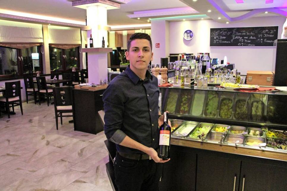 Jannis Botsaris in seinem im Juli 2015 eröffneten Restaurant.
