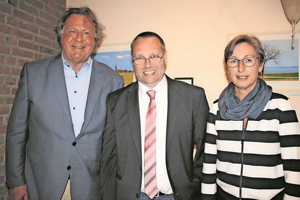 Dahmes Bürgermeister Harald Behrens (Mitte) mit seinen Stellvertretern Dieter Knoll und Birgitt Wulf.