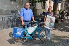 Bürgermeister Mirko Spieckermann und Nachhaltigkeitsmanagerin Lina Sophie Koop.