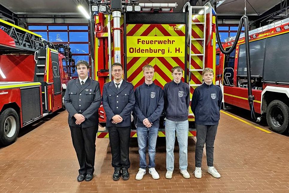 Die neue Jugendvertretung mit Bastian Demski, Melvin Röttger, Leon Plöger, Lucas Girkon und Luca Hartmann.