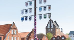 Maibaumrichten Heilgenhafen