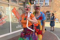 Die „Clowns to go“ machten die Innenstadt unsicher.