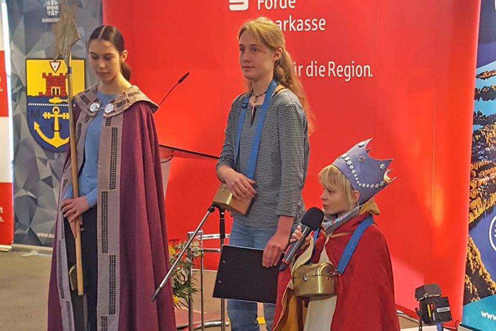 Eine Abordnung der Sternsinger erfreute mit einer musikalischen Einlage.