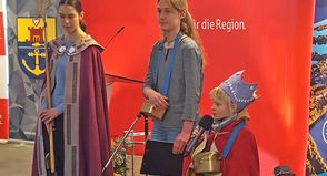 Eine Abordnung der Sternsinger erfreute mit einer musikalischen Einlage.