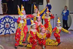 Buntes Treiben: der Clownstanz der Kindergarde