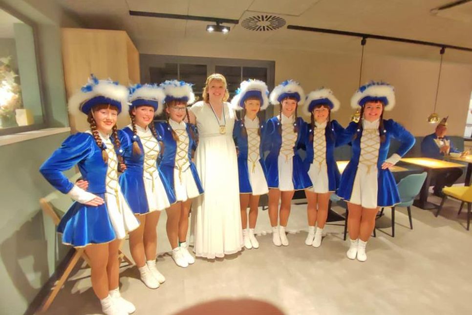 Prinzessin Alexandra I. mit Prinzengarde