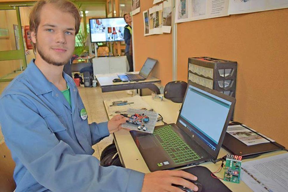 Liam Kunow absolvierte ein Praktikum bei einem Lokomotivenhersteller, u. a. im Bereich Entwicklung und Konstruktion