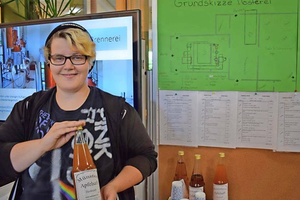 Sehr viel Spaß und interessante Einblicke hatte auch Franziska Schütt bei ihrem Praktikum auf eine Obsthof