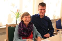 Ingrid Jacobs und Thomas Meifert: Die Tagespflege ermöglicht es Ingrid Jacobs, in ihren eigenen vier Wänden zu leben und trotzdem nicht auf professionelle Pflege verzichten zu müssen.