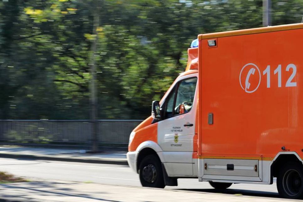 Mit Unterkühlung wurde der Mann in ein Krankenhaus gebracht.