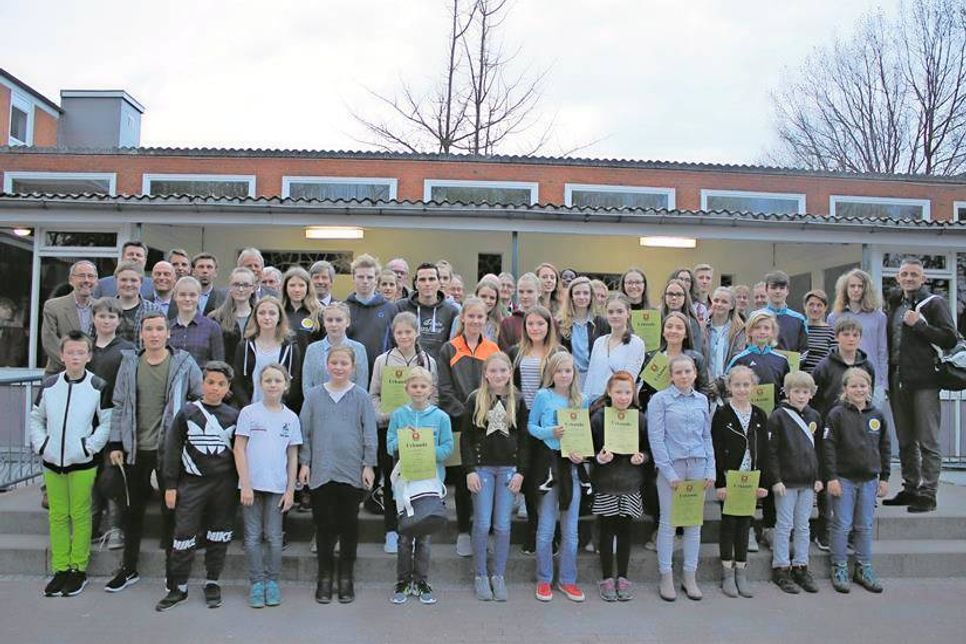Klasse Leistungen der 90 geehrten Sportler auf Kreis-, Landes- und Bundesebene.