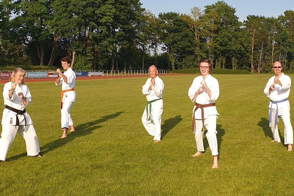 Die Karatesparte des TSV Lensahn.