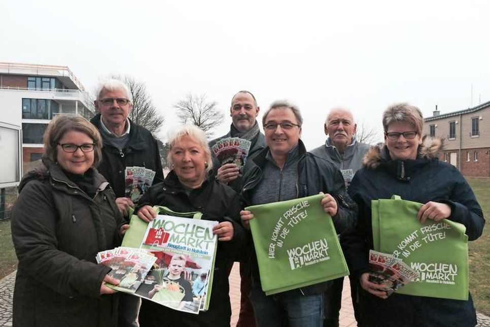 Beim Treffen des Arbeitskreises wurde der neue Flyer vorgestellt.