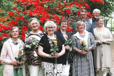 Michaele von Korff (v.l.), Julia Freese, Claudia Walter, Carina Muhmann, Helga Krupp-Rudzik und Dietrich Busch (oben r.) konnten Malentes Bürgermeister Heiko Godow und die Bauamtsleiterin Regina Poersch zu Jahreshauptversammlung begrüßen.