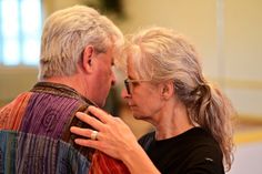 Tango-Lehrer Jörn Carstens bietet Anfang Februar kostenlose Schnupperkurse für Tango Argentino in Eutin an.