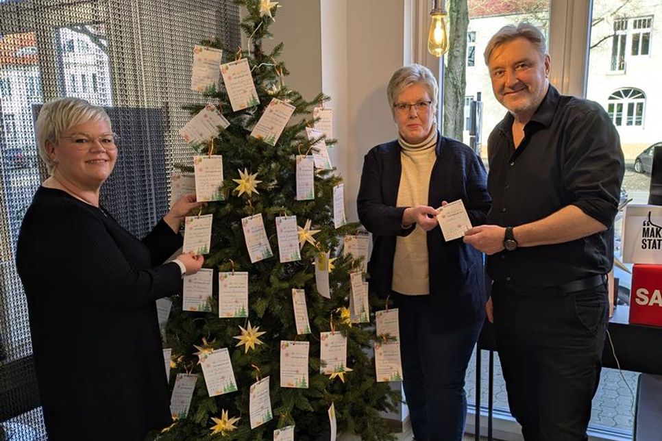 Ein Weihnachtswunschbaum für Senioren