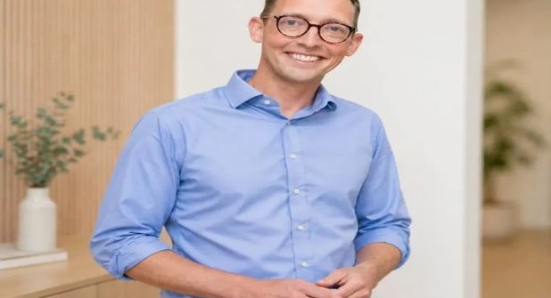 Zahnarzt Moritz Etges.