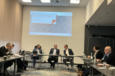 Bundesverband kostenlose Anzeigenzeitungen. Der Vorstand des BVDA eröffnet den Workshop am heutigen Mittwoch.