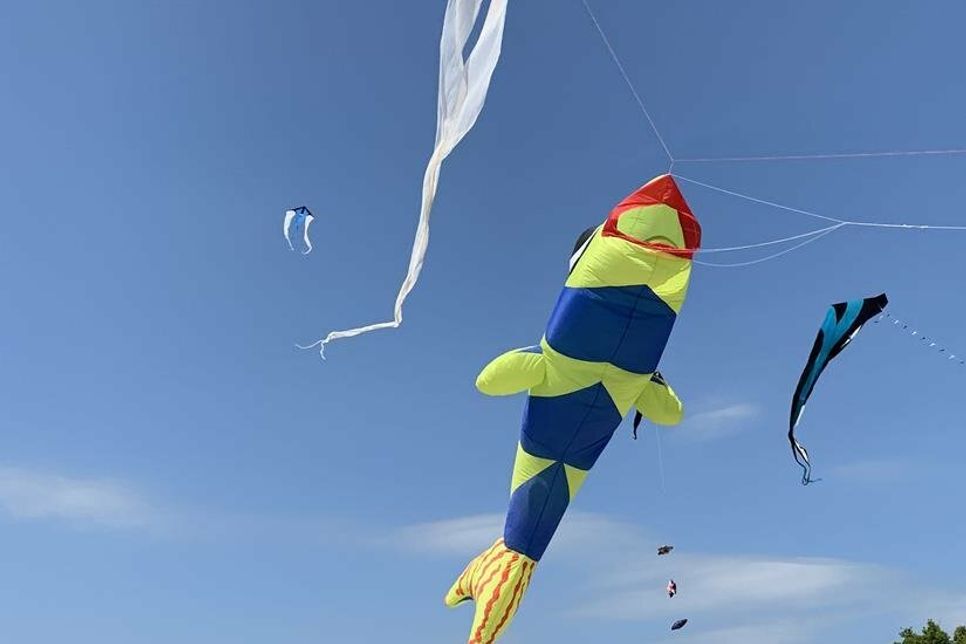 Am Strand konnten die überlebensgroßen Figuren bewundert werden.