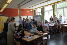 An verschiedenen Stationen mit den Sinnen erfahren. Dabei ging es beispielsweise um Geschmack und Geruch.