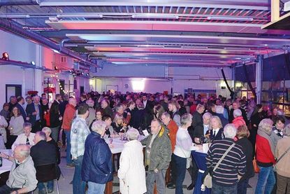 Rund 400 Gäste waren zum Neujahrsempfang ins neue Feuerwehrhaus am Bohnrader Weg gekommen.