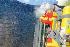 Am vergangenen Freitagabend wurde die Scharbeutzer Feuerwehr zu einem Schuppenbrand gegenüber des Gerätehauses alarmiert.