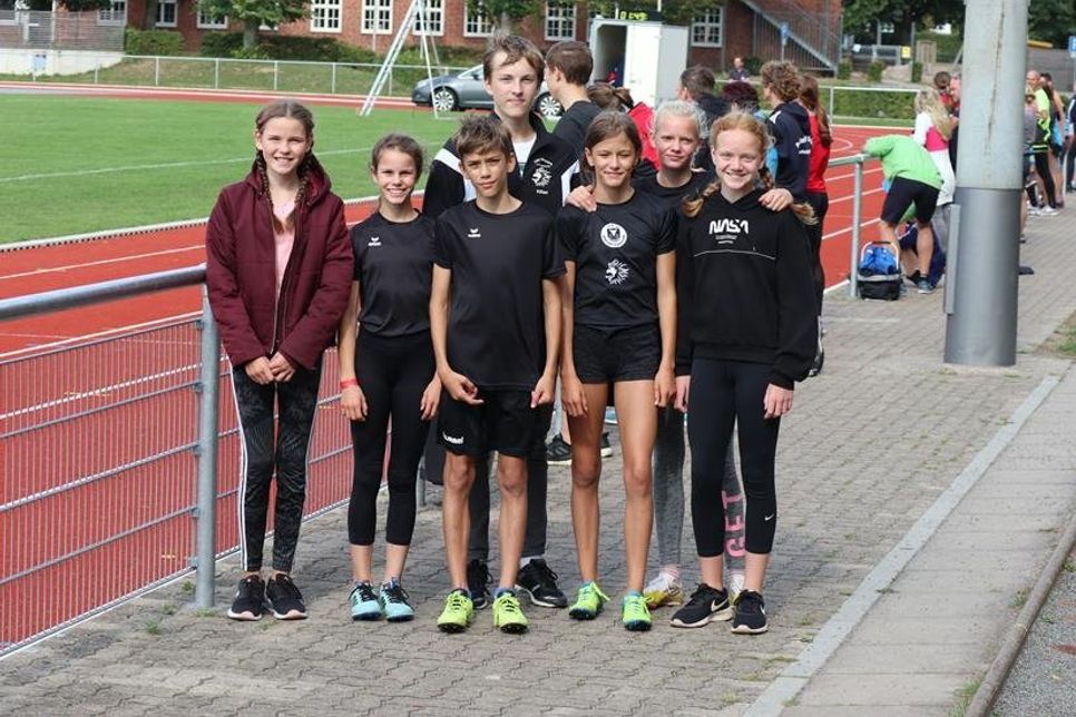 Das TSV-Team mit Leni Boller, Amelie Marie Sommerlatt, Jakob Heuermann, Kilian Schweigler, Henrike Heuermann, Milla Hoff und Pauline Zinn (v. lks.).