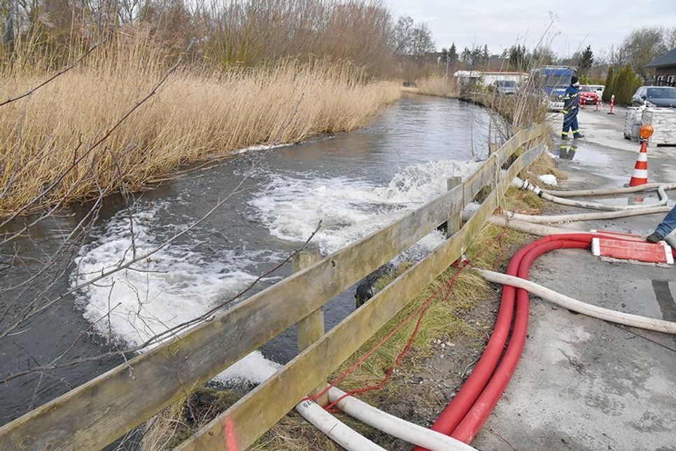 In der Aalbeeksiedlung sollen die Pumpen erst einmal bis Mittwoch in Betrieb bleiben.