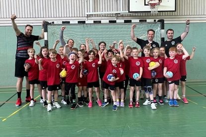 Die Trainer bedanken sich bei allen Kindern für ihren Einsatz, ihren Teamgeist und ihre Begeisterung für den Handball. Die Vorfreude auf die kommende Spielzeit ist bereits jetzt riesig.