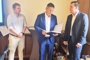 Bürgermeisterwechsel in Ratekau: Dennis Jaacks als Verwaltungschef vereidigt