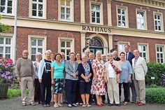 Die Freundschaft zwischen Preetz und der südenglischen Stadt Blandford, die Anfang der 60er Jahre begann und 1979 in eine offizielle Partnerschaft mündete, wird noch durch Besuche und Gegenbesuche am Leben gehalten: Acht Blandforder verbrachten wieder eine schöne Zeit in ihrer Partnerstadt.