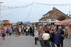 Tausende Besucher freuten sich im Vorfeld auf das Feuerwerk.