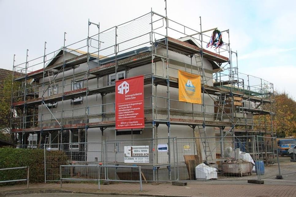 Das einstige Hausmeisterhaus der Grundschule Grömitz wird seit 2004 als Kinderhaus geführt. Die jährlichen Unterhaltungskosten werden sich nach der Fertigstellung auf 200.000 Euro belaufen.