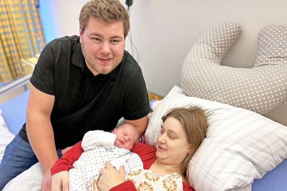 Lisa Kruschke und Jonas Carbuhn sind über ihren ersten Sprössling sehr glücklich.