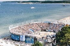 Die Deutschen Beach-Volleyball-Meisterschaften soll in diesem Jahr trotz Corona vor voller Kulisse am Timmendorfer Strand stattfinden.