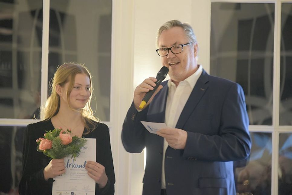 „OstseeTalent“-Initiator Andreas Czayka bei der Preisverleihung.