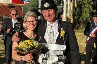 Gildekönig Heiko Simonsen mit Lebensgefährtin Lisa Peltner