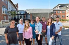 Die Anwärter für das Lehramt an Grundschulen (von links) Anna Eobaldt, Claudia Dodenhoff, Sarah Dybek, Ulrike Becker, Silja Viktoria Wietzke, Mattias Hoffmann, Rabea Bohrmann, und Alexander Jöhnck.