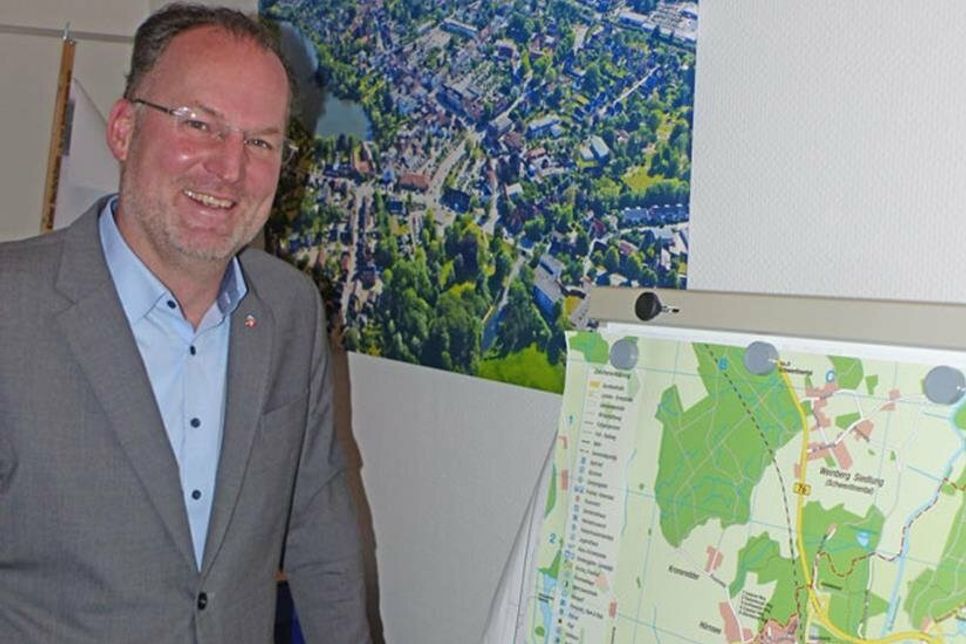 Gewerbeflächen, Wohngebiete, Klimaschutz, all das sind Themen, die Preetz bewegen – und die Rahmenbedingungen sind gut, sagt der Preetzer Bürgermeister Björn Demmin.