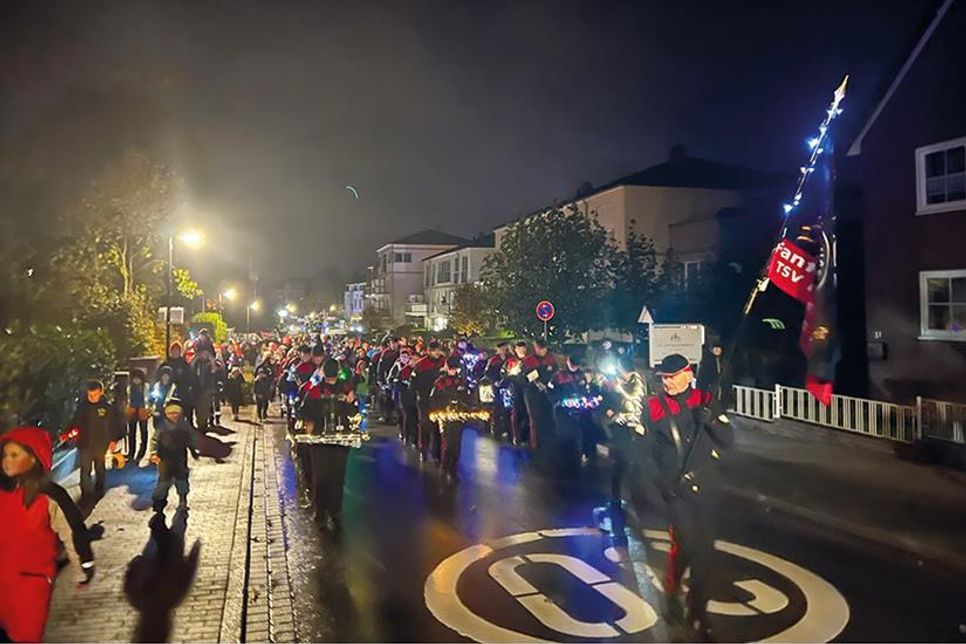Am kommenden Freitag findet zum 20. Mal der Laternenumzug der Freiwilligen Feuerwehr Scharbeutz statt.