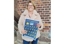 Niendorfs Dorfvorsteherin Kerstin Wolter nimmt ab sofort Anmeldungen von Gastgebern des „Lebendigen Adventskalender“ entgegen.