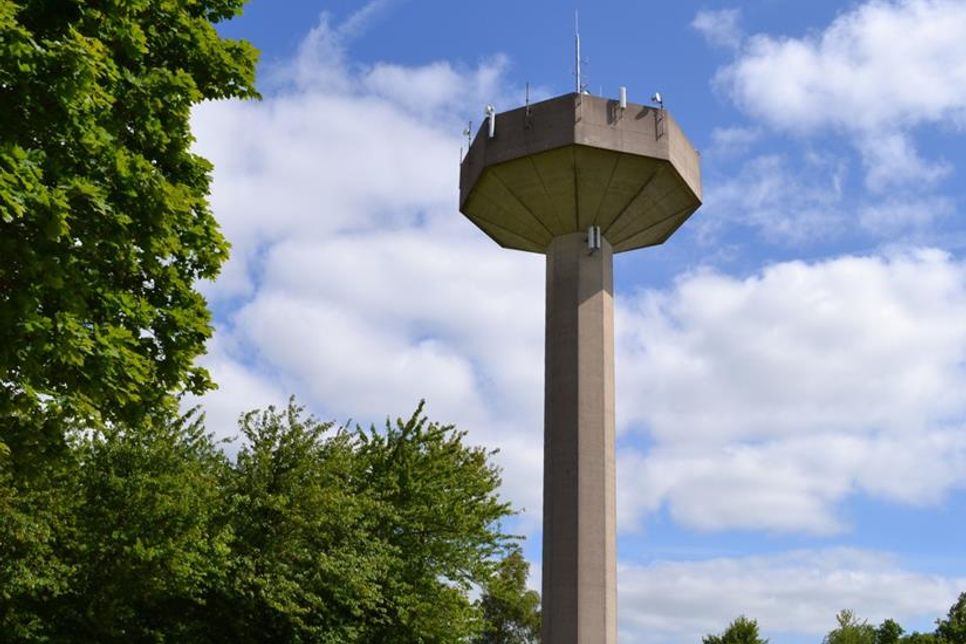 Der Wasserturm in Ahrensbök ist mit knapp 50 Jahren der jüngste in Schleswig-Holstein und zugleich ein Wahrzeichen für die Trinkwasserversorgung des Zweckverbandes Ostholstein.