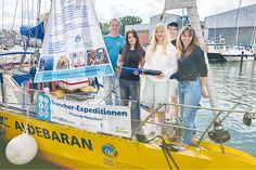 Deutsche Meeresstiftung war zu Gast in Niendorf/Ostsee: Junge Forscherinnen aus Stuttgart forschen an unsichtbaren Sauerstoffproduzenten der Ostsee