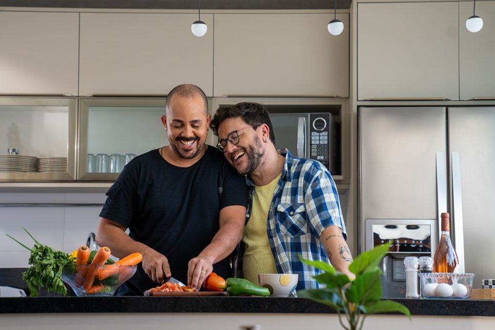 Liebe geht ja bekanntlich durch den Magen, wenn man dann auch noch gemeinsam kocht, schmeckt es gleich doppelt so gut.