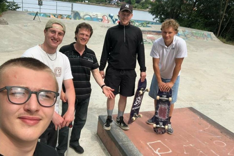 Luis Maddox, Tristan Dittmer, Andreas Adler, Elias Jess und Bjarne Damerau (v. lks.).