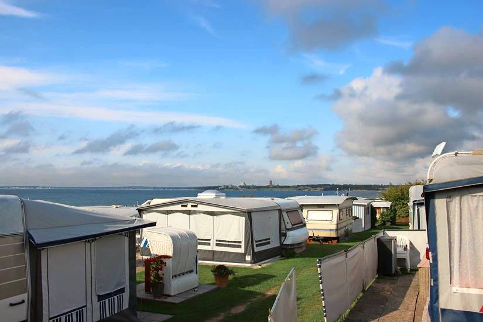 Natürlich gibt es auch Seeblick beim Campingplatz Seeblick.