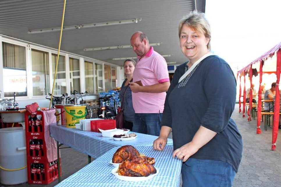 Yvonne Dames kam für diese deftige Haxe extra aus Schönwalde nach Neustadt.