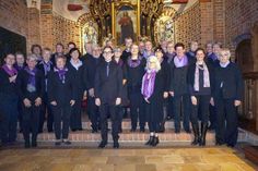 Altenkrempe. Die Kirchengemeinde Altenkrempe lädt am Freitag, dem 14. Dezember zu einem stimmungsvollen Adventskonzert mit dem Basilika-Chor ein. Das Konzert beginnt um 19.30 Uhr und beinhaltet Werke von Rheinberger, Rutter und Vaughan-Williams. Auch traditionelle Weihnachtslieder stehen auf dem Programm, die zum Mitsingen einladen. Der Kirchenchor besteht mittlerweile aus über 40 Mitgliedern und probt jeden Dienstagabend im Pastorat. Auch die Christvesper am Heiligabend um 16.30 Uhr wird vom Chor musikalisch mitgestaltet. In der Pause werden Getränke angeboten. Der Eintritt ist frei. (red)